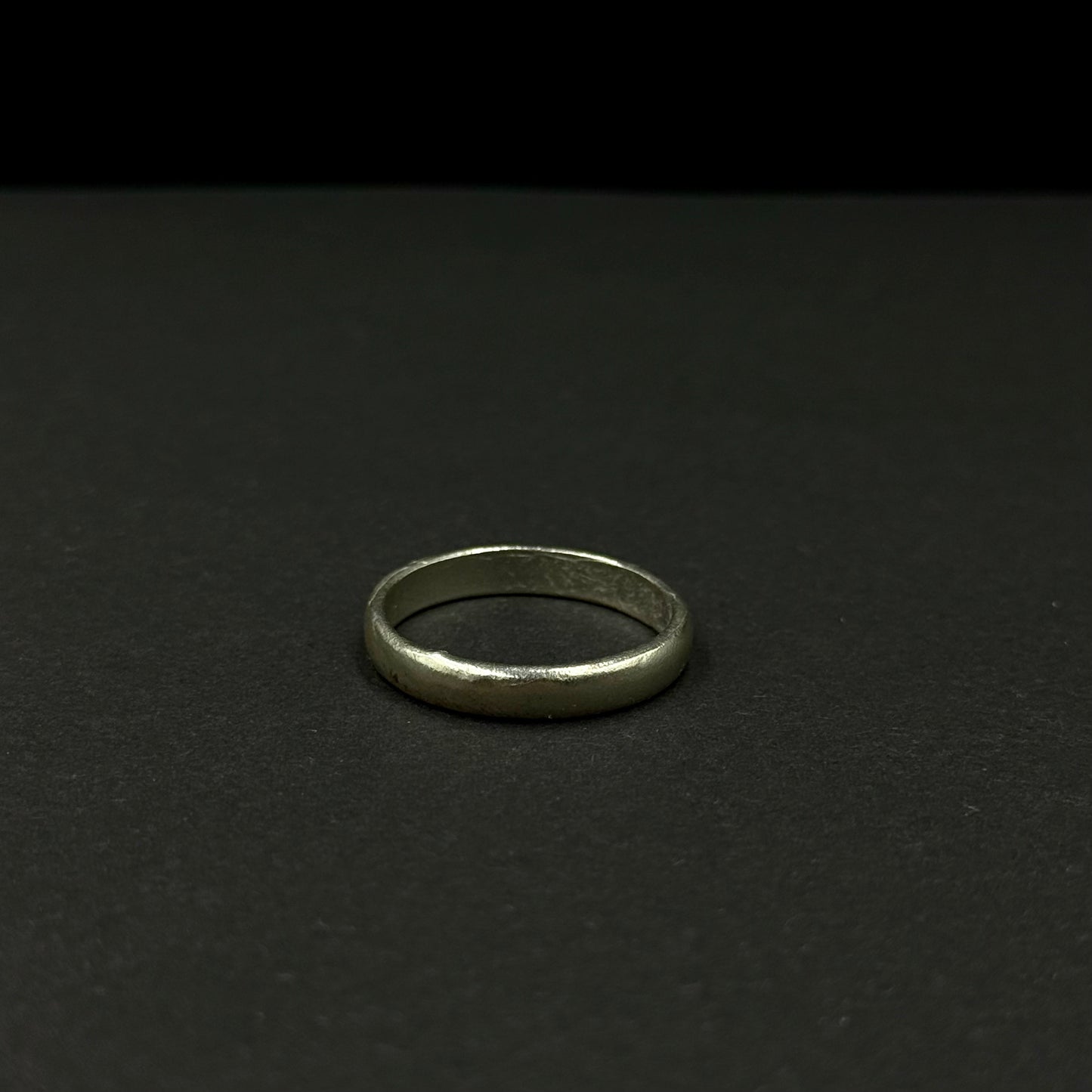 Classic minimalist silver ring