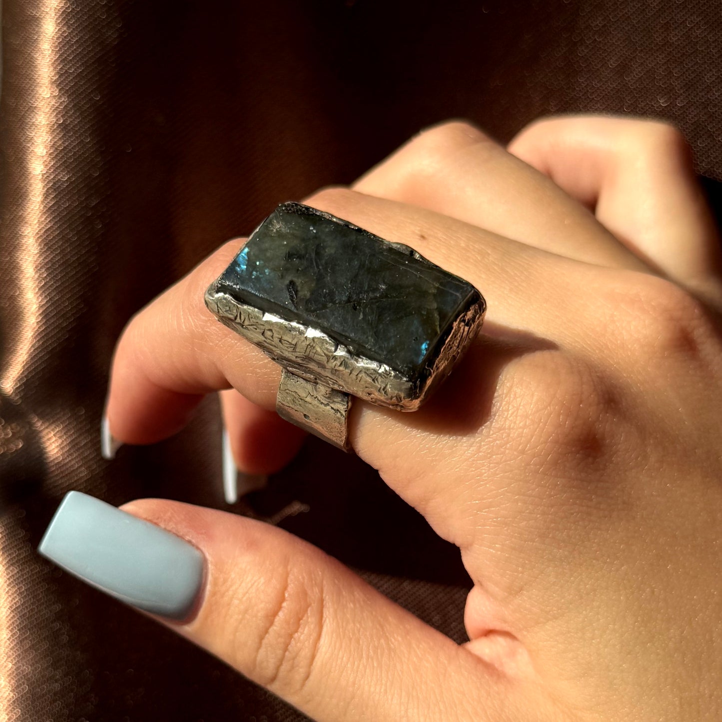 Handmade silver ring with natural labradorite