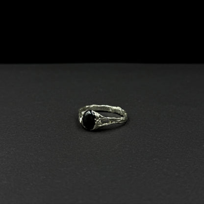 Handmade silver ring with hematite