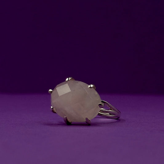Handmade silver ring with natural rose quartz